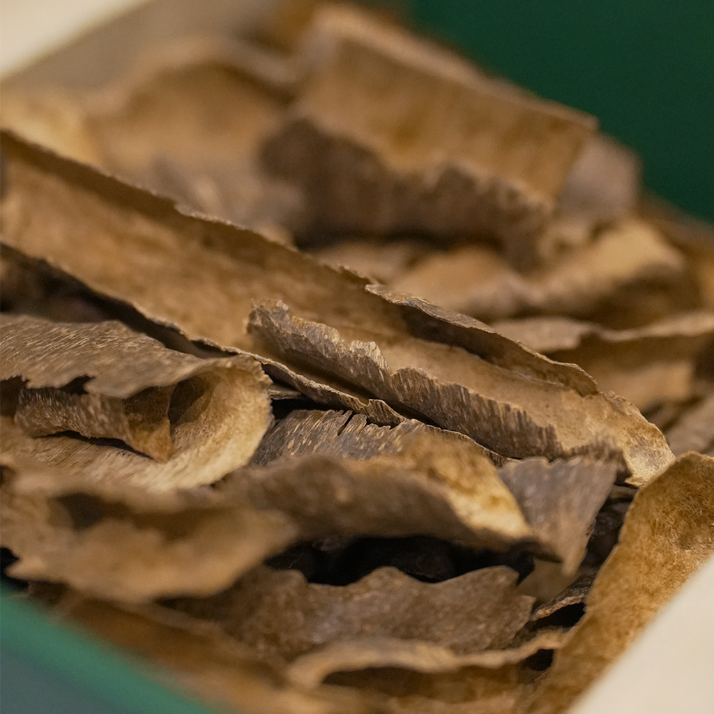 Zawaya Oud ( 1 Tole)